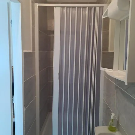 S Krbem Apartment *