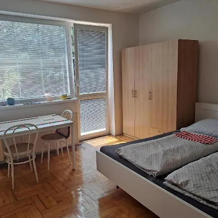 Apartmán S Krbem
